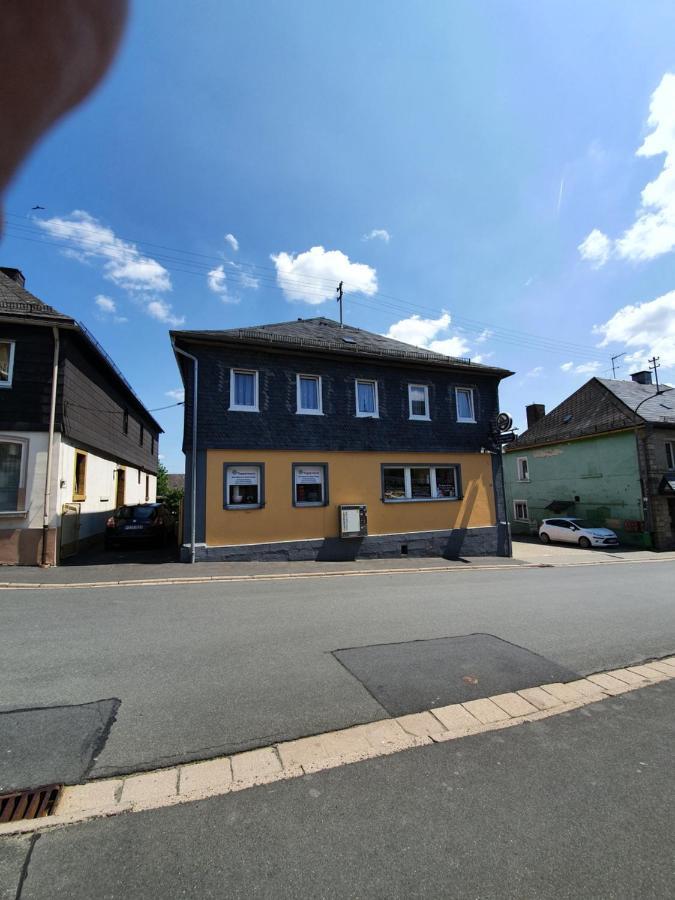 Gaestehaus Weisses Lamm - Monteurzimmer Nordhalben Buitenkant foto