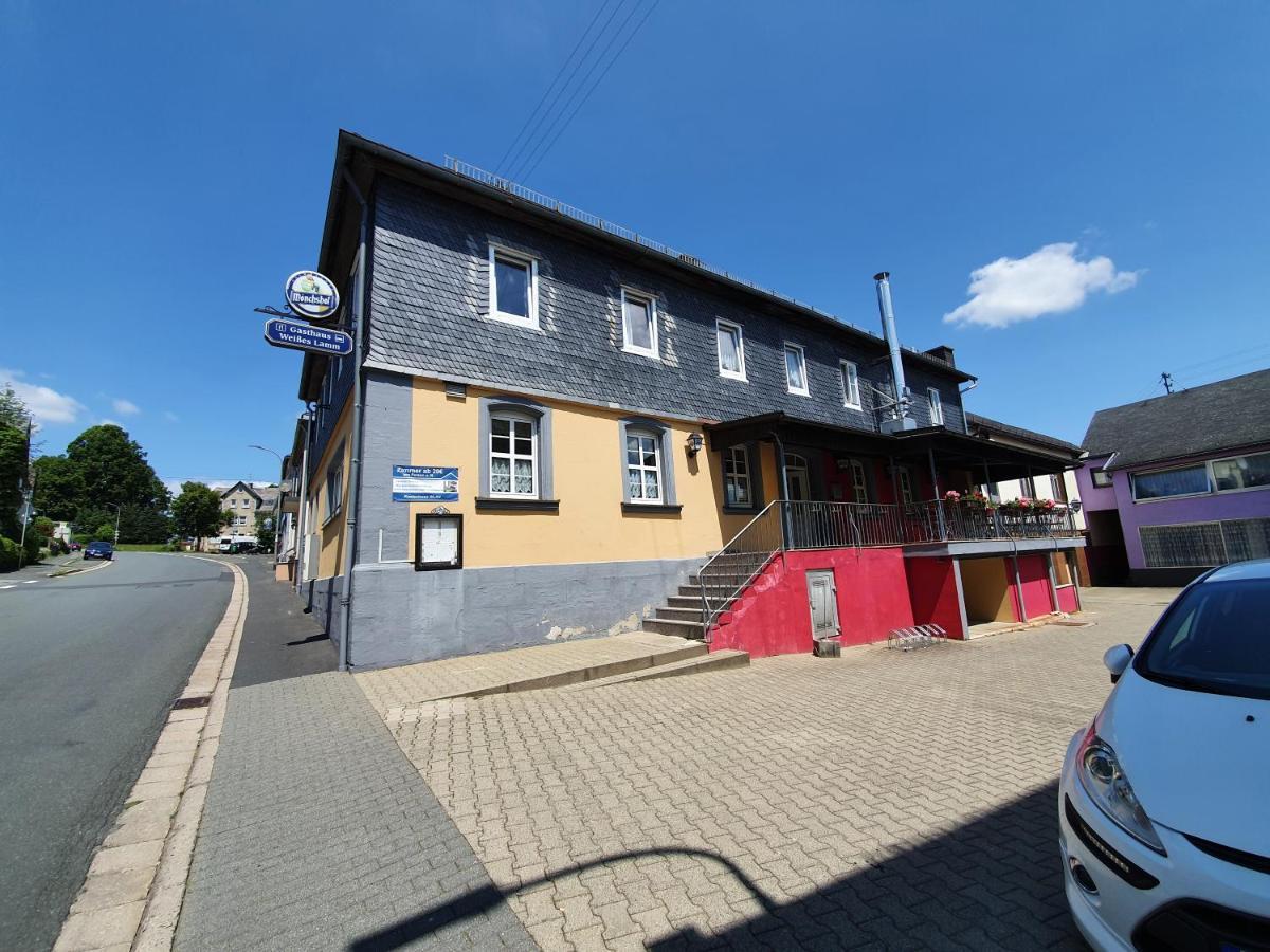 Gaestehaus Weisses Lamm - Monteurzimmer Nordhalben Buitenkant foto