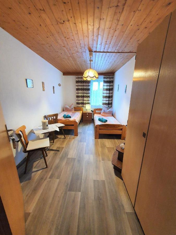 Gaestehaus Weisses Lamm - Monteurzimmer Nordhalben Buitenkant foto