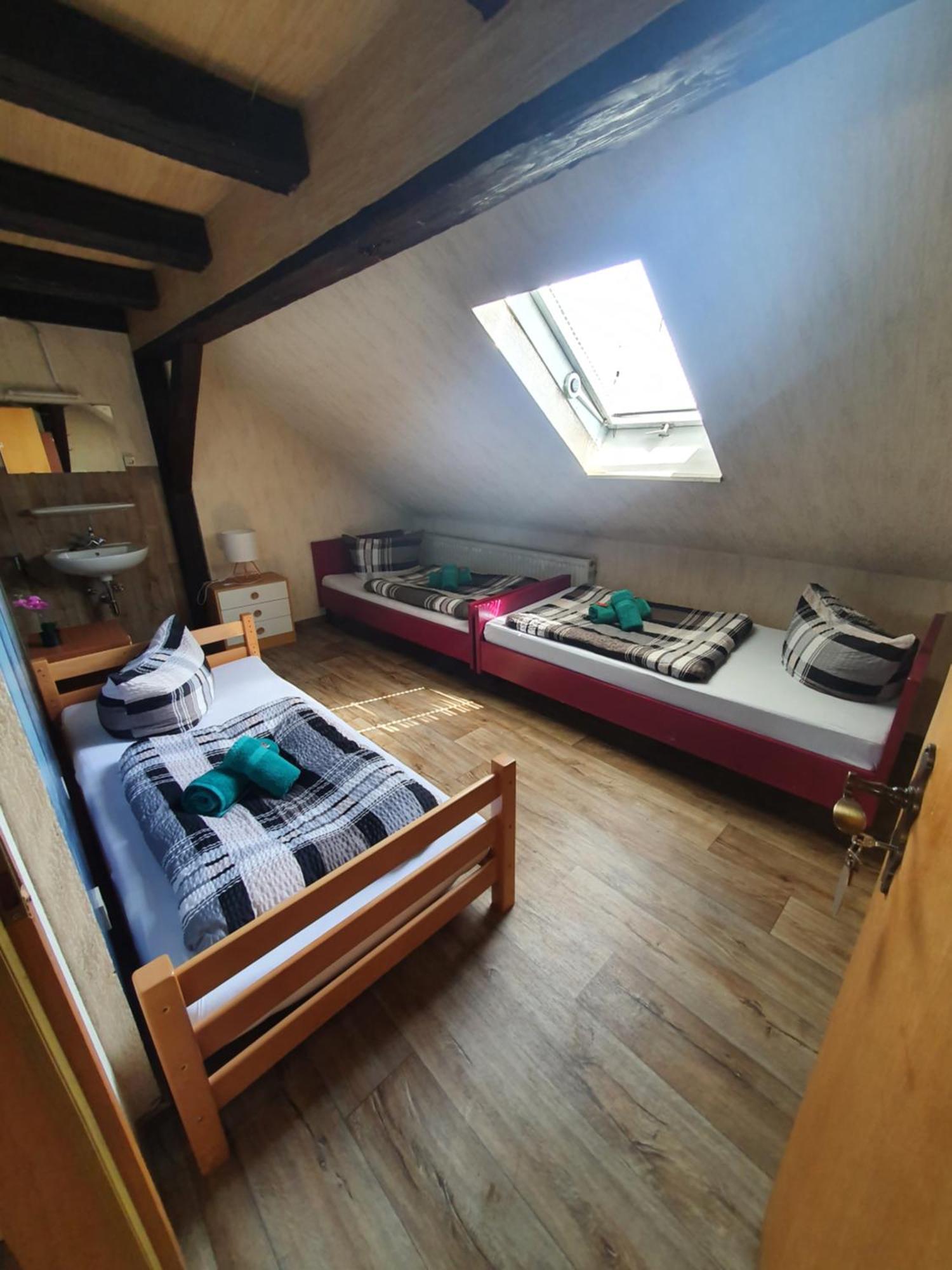 Gaestehaus Weisses Lamm - Monteurzimmer Nordhalben Buitenkant foto